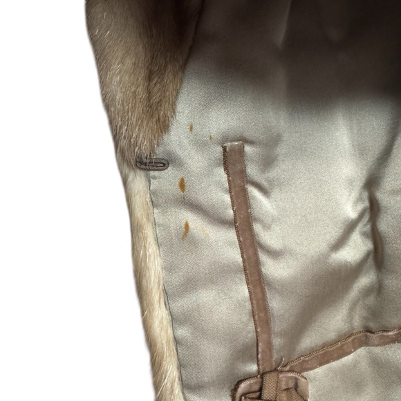 Vintage Mr. Leonard The New York Fur Shop of South Bend Brown Mink Cape Shawl - Picture 7 of 12